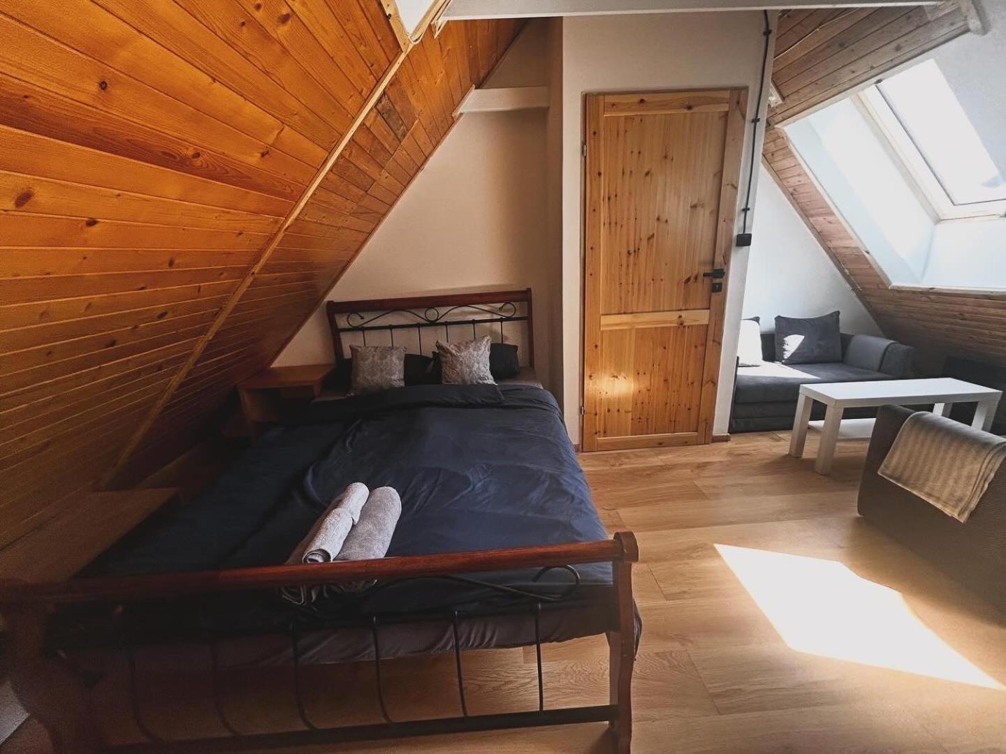 Hotel Jelonkowo Jelení Hora Exteriér fotografie